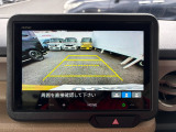 バックでの駐車が苦手な方や運転にあまり自信のない方でも後方の視界をしっかりサポート。安心して車庫入れが出来るバックカメラを装備しています!