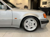 &ldquo;ALL TIME STARS&rdquo;は国内の旧型メルセデス・ベンツを、新たなオーナー様のもとにお届けするサポートサービスです。時代を魅了したメルセデス・ベンツを代表する名車を我々の優秀なメカニックが蘇らせました。