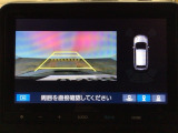 バックカメラが付いているので、車庫入れもラクラクです♪更にバンパーに取り付けられたソナーセンサーで、障害物を音とナビゲーション画面で知らせてくれます♪