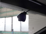 この車にはリアにもドライブレコーダーを装備しております◆映像・音声などを記録する自動車用の装置です。 もしもの事故の際の記録はもちろん、旅行の際の思い出としてドライブの映像を楽しむことができます。