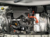 エンジンルームはたいへん綺麗です