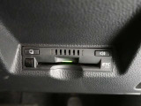ETC車載器付きです。高速道路の料金所もスムーズに通過できます。