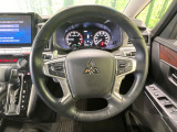 【純正革巻きステアリング】上質な革を使用することで、手にしっかり馴染みとても運転しやすいハンドルです♪