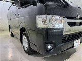 フォグランプ装着車です。暗い夜道の車両前方を明るく照らします