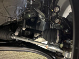 お車を安心してお乗りいただく為には、足回りの定期点検が欠かせません。サービスサポート(有償保証)では無料点検もご提供しており、安心のカーライフをお過ごしいただけるサポート体制が整っています。