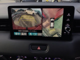 【マルチビューカメラ】周囲の状況を多彩なビューでナビ画面に表示します。駐車場や見通しの悪い交差点での安心感を高めます♪