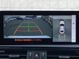 ◆パノラミックビューモニター◆前後左右のカメラの映像をモニターに表示。真上から見ているような視点で周囲を確認できます。バックモニターも表示されます!