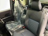 フロントシートです。ゆったり運転ができます。長距離ドライブもラクラク♪♪