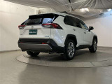 リヤ、後ろから見るとまた車の印象が変わってきますね☆☆