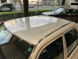 メルセデス・ベンツ中野 ALL TIME STARSはショールーム内でメルセデスベンツを代表する数々の名車グラフィックを設置しお客様に【ALL TIME STARS】の世界観を心ゆくまでお楽しみいただける空間を目指しております!