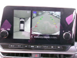 アラウンドビュ-モニタ-装備。上から見下ろしているような映像が表示されるので、車庫入れ時も安心です!