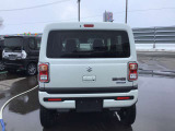 オイル交換は愛車のエンジンコンディションを保つために必要不可欠なメンテナンスとなってきます。長く愛車とすごすために3,000ー5,000km(車種により)での交換をおすすめします。