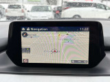 【カーナビ】ナビが装備されています。遠くへのドライブや旅行の際に役立ちます!