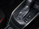 MTモード付。発進時やシフトチェンジ時もストレスなくマニュアル運転を楽しめます♪