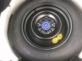 スペアタイヤ付き