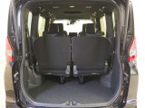 ラゲージルームだって広々です!シートを倒して更にお荷物積めちゃいます♪