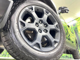 【純正18インチアルミホイール】外観にマッチした純正アルミホイールを装着しております。各種社外アルミホイールや、スタッドレスタイヤも取扱いしております。是非ご相談ください♪