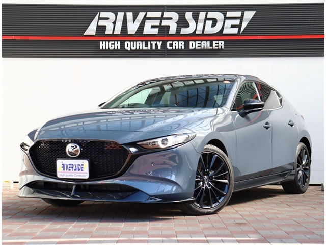 MAZDA3ファストバック1.8 XD バーガンディ セレクションシグネチャースタイルオプション18インチア