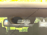 【三菱e-Assist】走行中に前方の車両等を認識し、衝突しそうな時は警報とブレーキで衝突回避と被害軽減をアシスト。より安全にドライブをお楽しみいただけます。