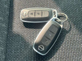 インテリジェントキー!キーを取り出さなくてもラクラク開閉&エンジン始動できます!