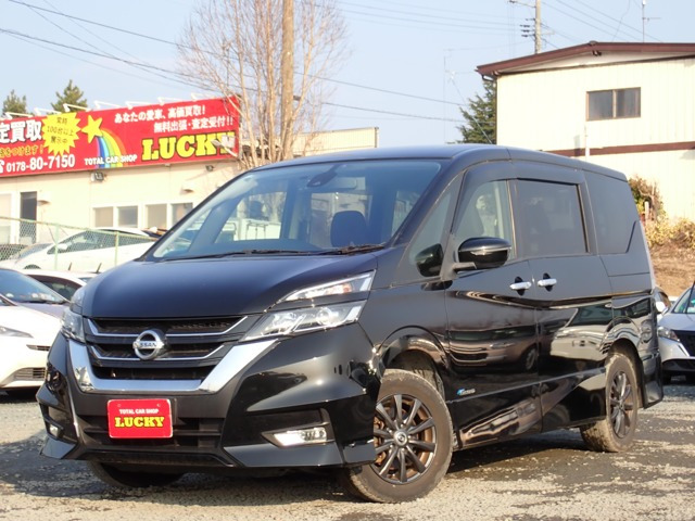 セレナ 2.0 ハイウェイスター 4WD 