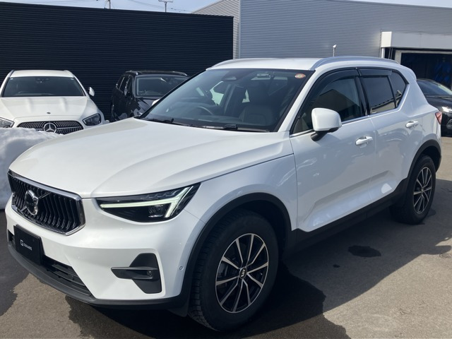XC40 ウルトラ B4 AWD 4WD
