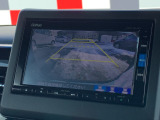 ■バックカメラ■ガイドラインが表示されるので、バック駐車が苦手な方でも安心です!ギアをリバースに入れれば自動的に切り換わりますので、面倒な操作も不要です♪狭い駐車場もお車を傷つけず安心ですね!