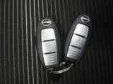 キーを出さずにドアロックの開閉ができる便利なインテリジェントキー♪