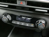 車内を年中快適に保ってくれるオートエアコン。