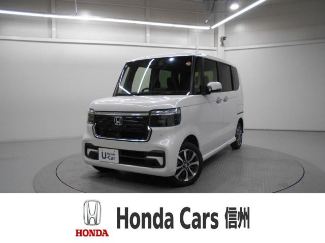 N-BOXカスタム  カスタム 660 4WD