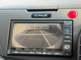 駐車時に便利なバックカメラを装備しています。