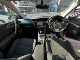インパネ廻りの写真です。フロアーCVTですので、運転がしやすいです。純正HDDナビ付きですので、ドライブやご旅行にとても便利です。