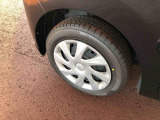 フルホイールキャップ履いてます。