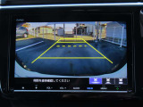 バックカメラ搭載なので後方時に車体後ろが確認出来る為、運転の苦手な方やたまに乗る方でも安心して車庫入れが出来ます☆