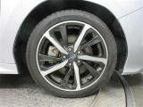 純正アルミ装着。