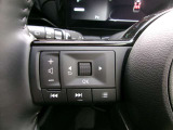 ステアリングスイッチ装備!オーディオ操作等もスマートに♪