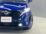 【ハイビームアシスト】先行車または対向車や周囲の明るさなどに応じ、自動的に上向きと下向きを切り替えてくれます★