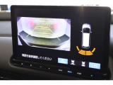 バックカメラが装備されており、後方の安全確認はもちろんのこと狭い場所での駐車や雨の日・夜間など視界の悪いコンディションでのストレスの軽減にもなります!