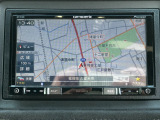 嬉しいナビ付です♪これで遠出も安心です。目的地まで連れて行ってくれます。ドライブが楽しくなりますね。