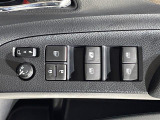 【パワーウインドウ】運転席のスイッチで、各席の窓ガラスの開閉ができます!あると便利ですよね!