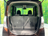 普段のお買い物や通勤、送迎等に十分な荷室スペースを確保しております。セカンドシートを倒すと、大きな荷物の積載も可能です♪