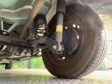お車を安心してお乗りいただく為には、足回りの定期点検が欠かせません。サービスサポート(有償保証)では無料点検もご提供しており、安心のカーライフをお過ごしいただけるサポート体制が整っています。