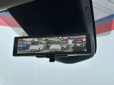 インテリジェントルームミラー☆車両後方のカメラ映像をミラーに映し出すので、後席の人や荷物に邪魔されず、後方がくっきり見えます◎夜間や悪天候でもクリアな視界を確保できます!
