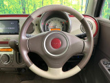 ステアリングも使用感が少なく、きれいな状態となっております♪