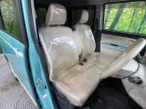 運転席シート廻りは使用感も少なく、良好な状態となっています。丁寧に使われていたことがよくわかりますね。