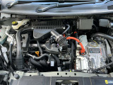 エンジンルームもクリーニング済み ピカピカにして来店をお待ちしています。