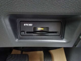◆ETC2.0◆ビルトインタイプでスッキリ♪高速道路の料金所で停まることなくスイスイ通過。ETC2.0では充実したETC機能に加えて、ITSスポットとの通信が可能で、次世代の運転支援サービスを受けることができます!