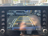 バックガイドモニターで、後方を確認しながら安心して駐車することができます。運転初心者も熟練者も必須の機能ですよ!