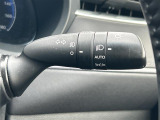 【オートライト(AUTO)】外の明るさをシステムが感知して、自動でヘッドライトが点灯します!ヘッドライトをつけ忘れを防ぐ便利機能です。