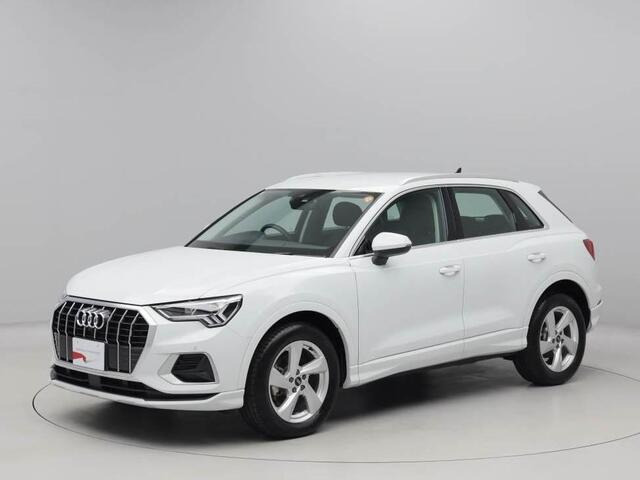 Q3 35 TFSI アドバンスド 